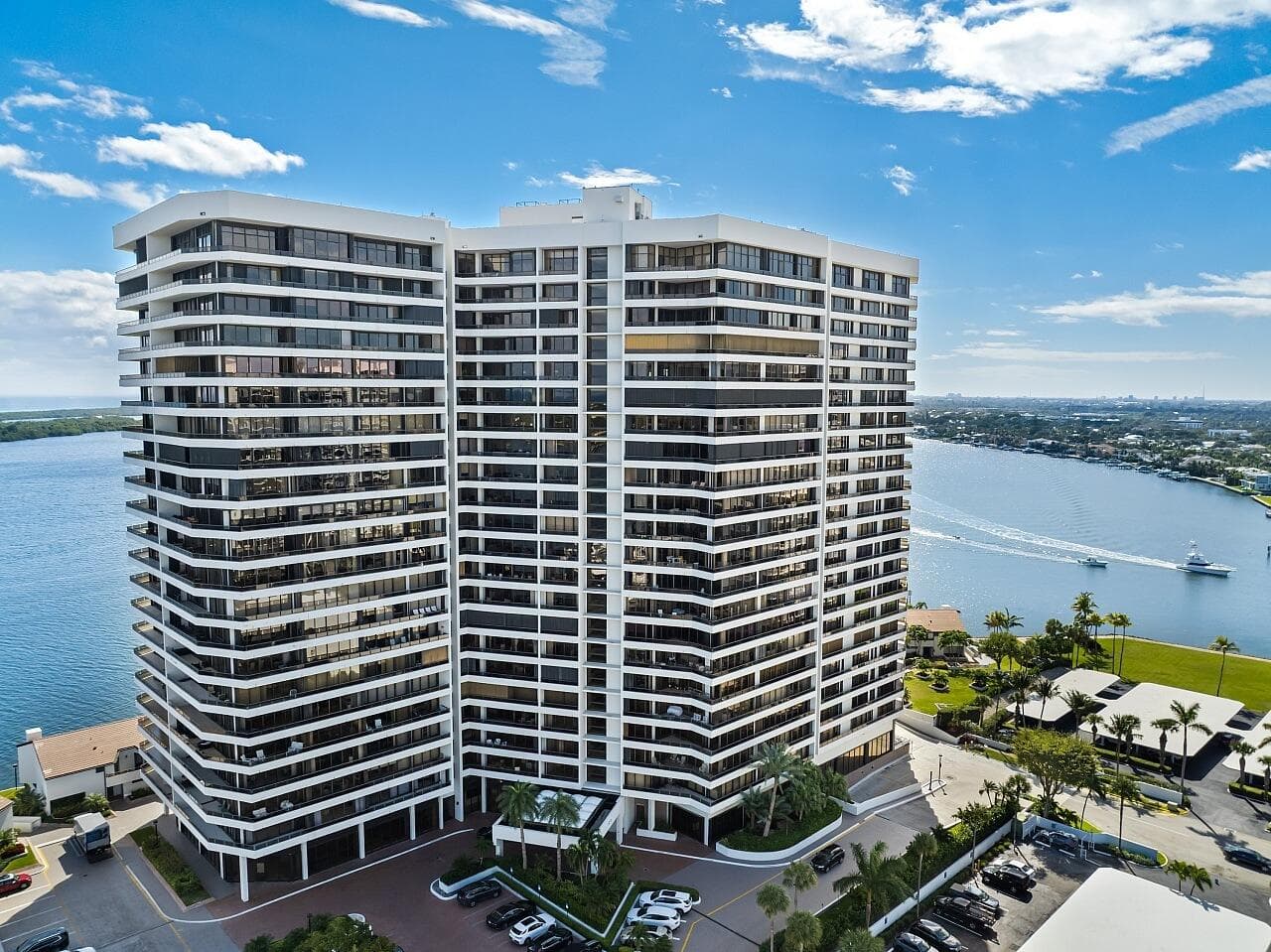 100 Lakeshore Drive 252, North Palm Beach, FL 33408, Unit 252